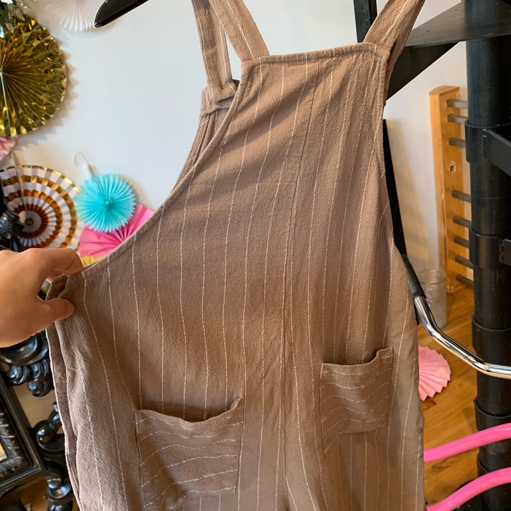 Pin stripe romper - Picture 6 of 7